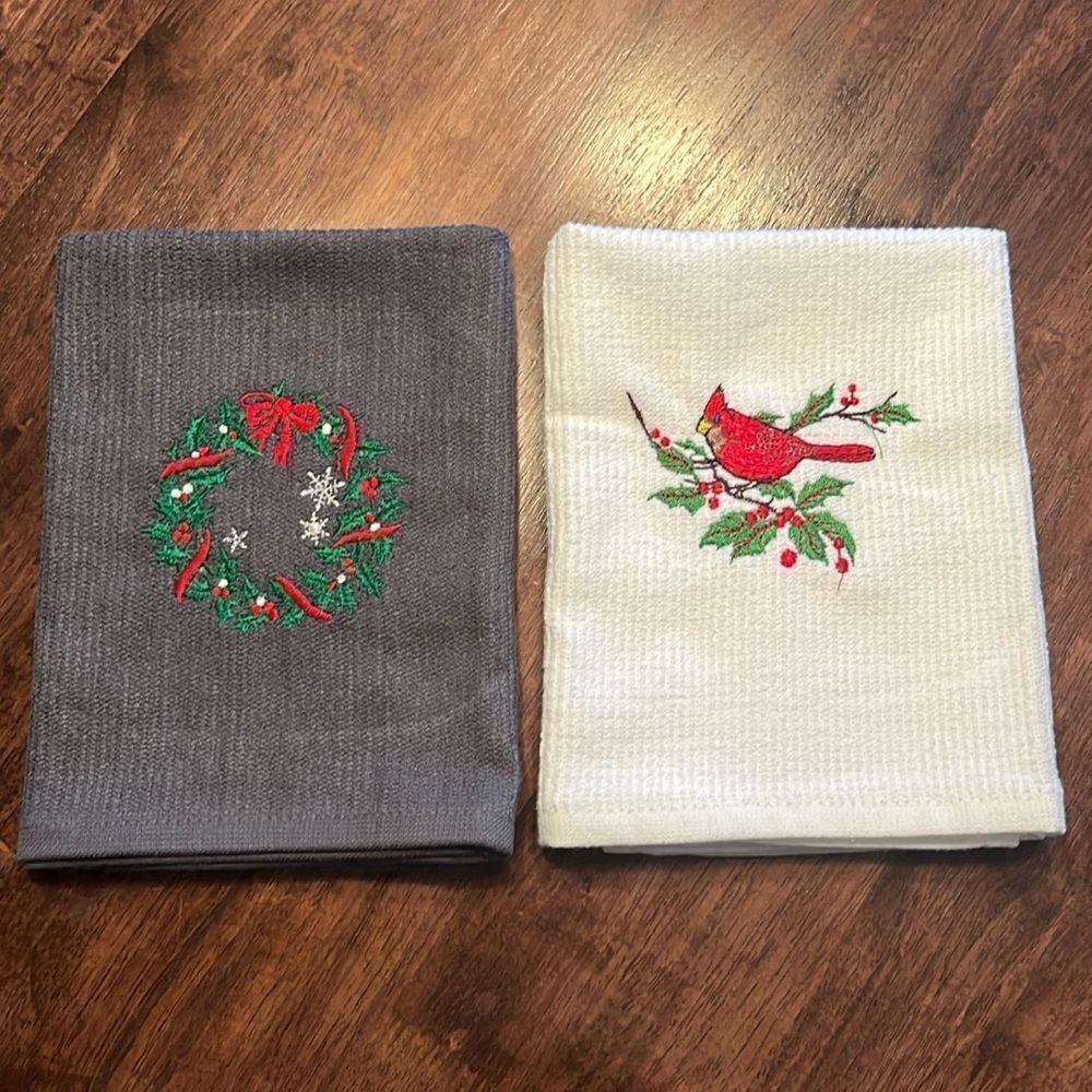 Set of (2) Christmas Cotton Kitchen Bar-mop White & Gray Towels Wreath Cardinal